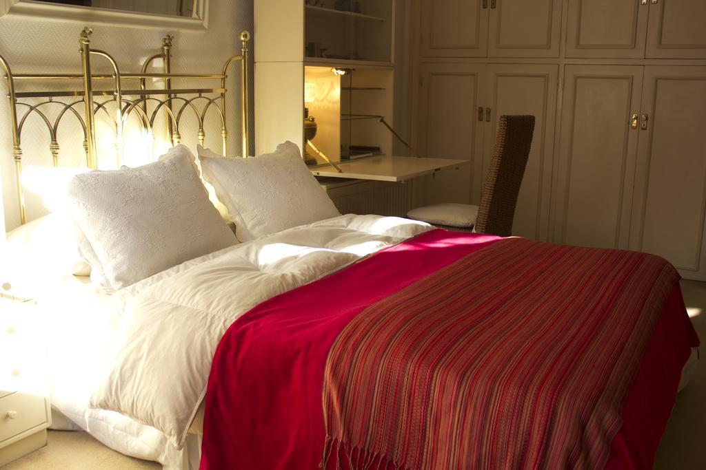 La Casona De Grace Bed and Breakfast Olivos Esterno foto