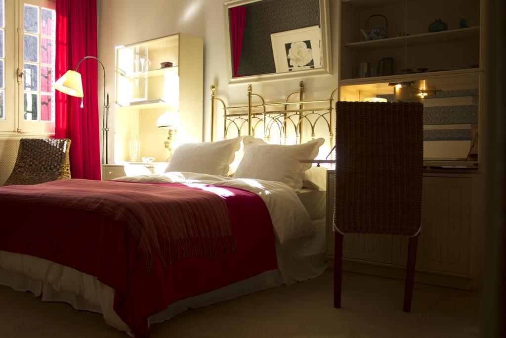 La Casona De Grace Bed and Breakfast Olivos Esterno foto